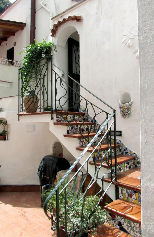 Flora Hotel Atrani Kültér fotó